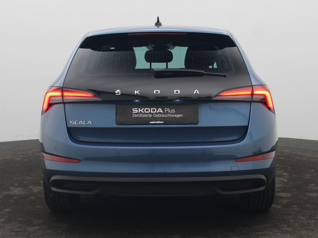 Skoda Scala 2022 г. Синий, пробег 43500 км