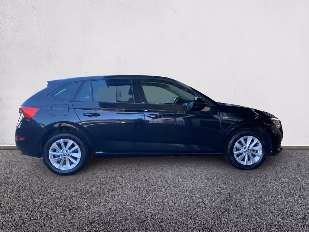 Skoda Scala 2022 г. Чёрный, пробег 54400 км