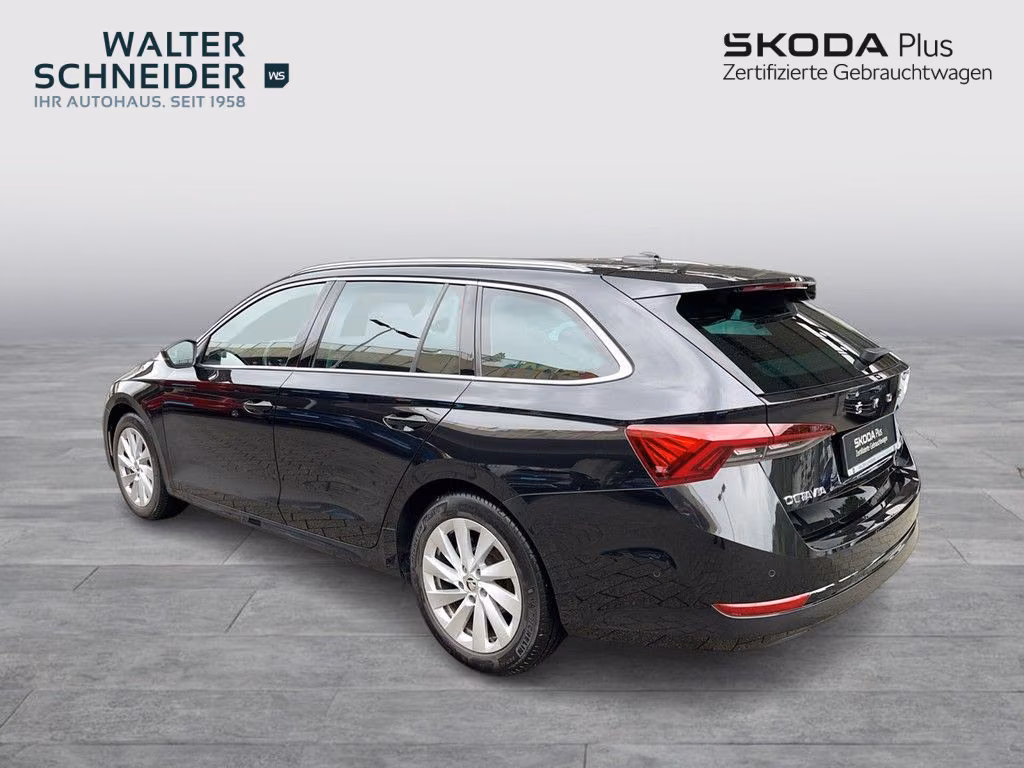 Skoda Octavia 2024 г. Чёрный, пробег 55300 км