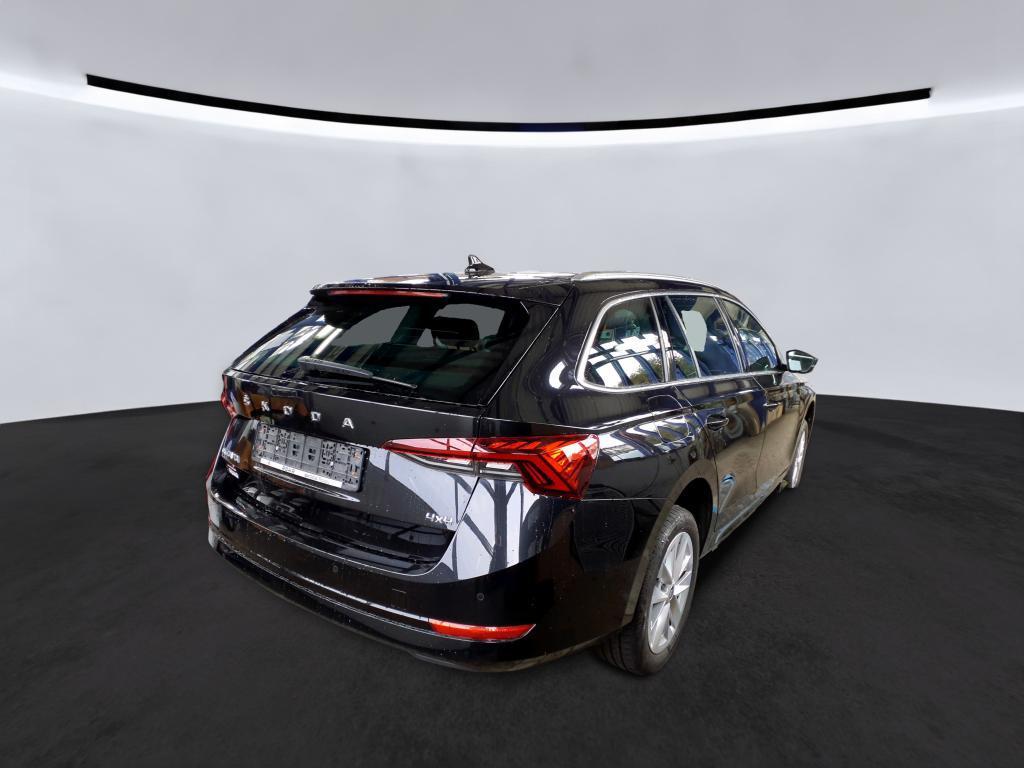 Skoda Octavia 2023 г. Чёрный, пробег 54462 км
