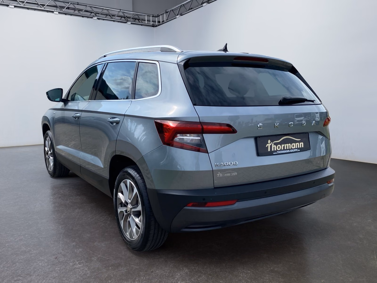 Skoda Karoq 2022 г. Серый, пробег 48373 км
