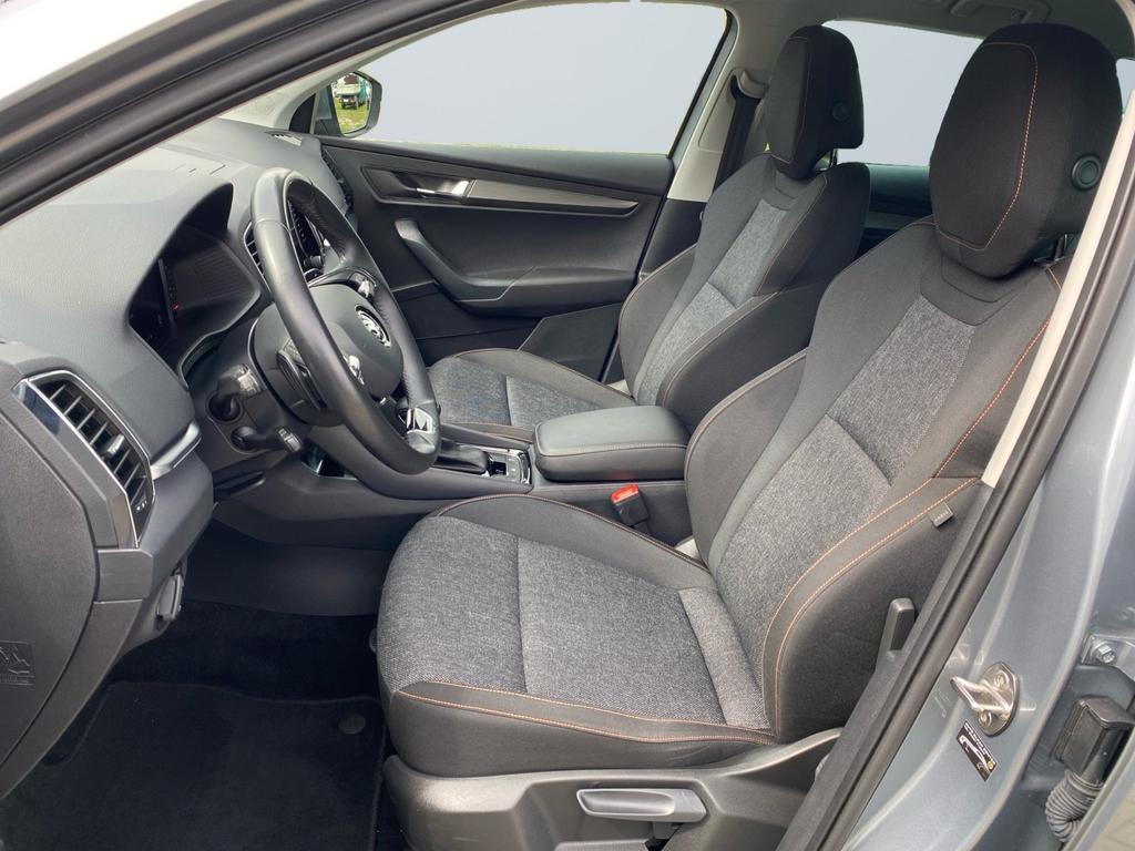 Skoda Karoq 2022 г. Серый, пробег 48373 км