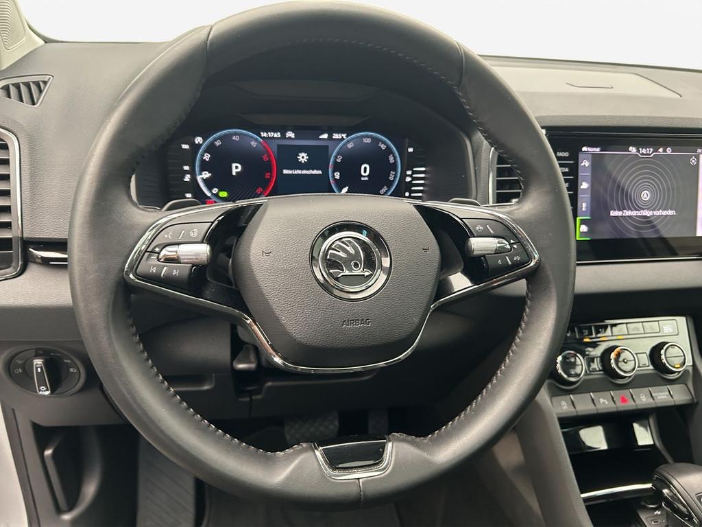 Skoda Karoq 2023 г. Серебристый, пробег 55390 км