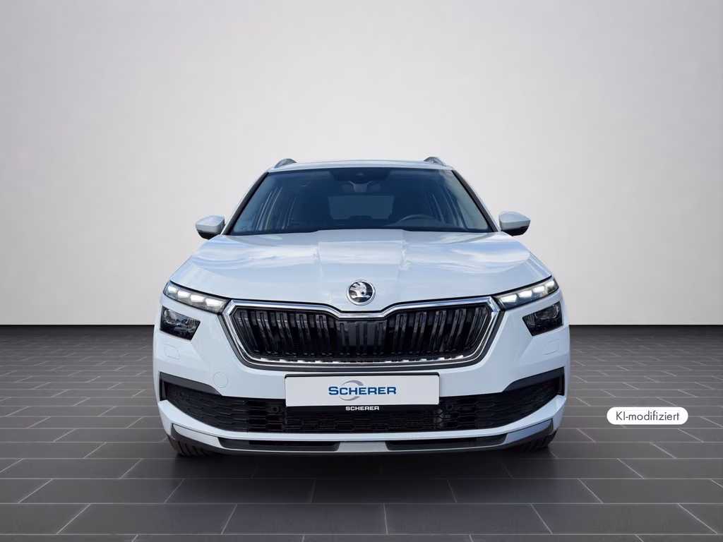 Skoda Kamiq 2022 г. Белый, пробег 52800 км