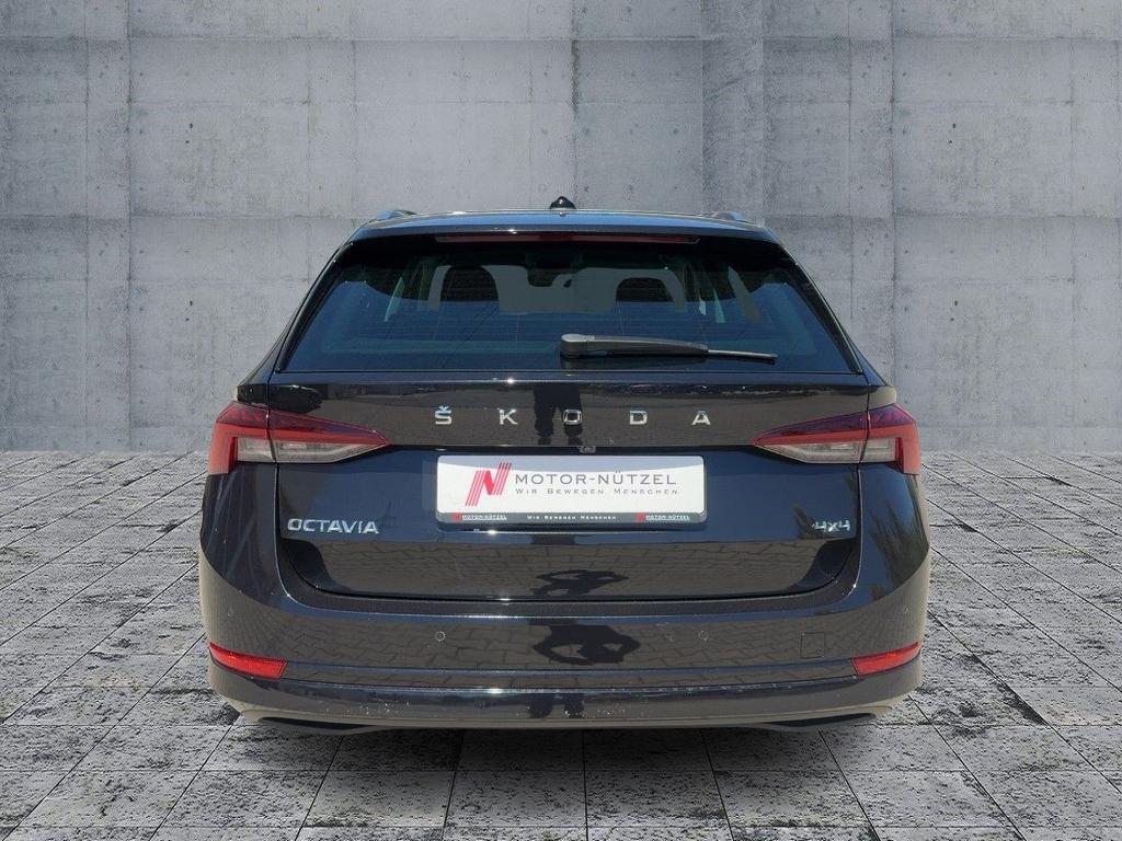 Skoda Octavia 2022 г. Чёрный, пробег 48640 км