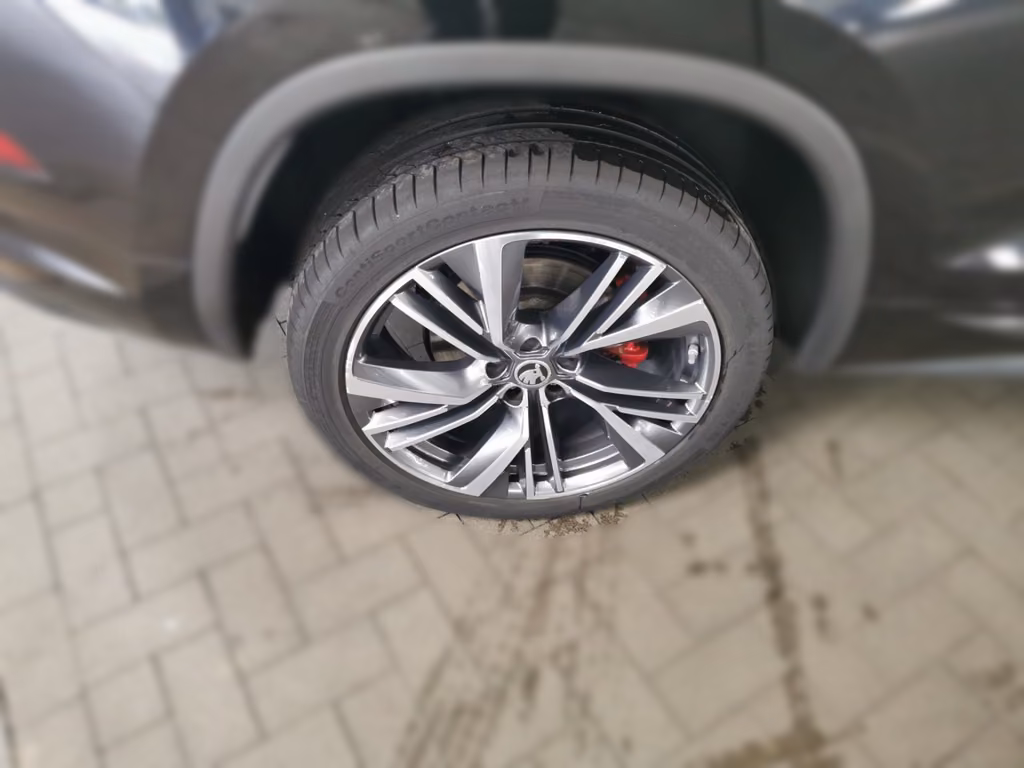 Skoda Kodiaq 2022 г. Чёрный, пробег 59376 км