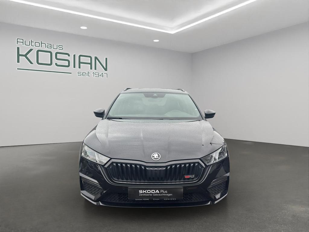 Skoda Octavia 2023 г. Чёрный, пробег 43842 км