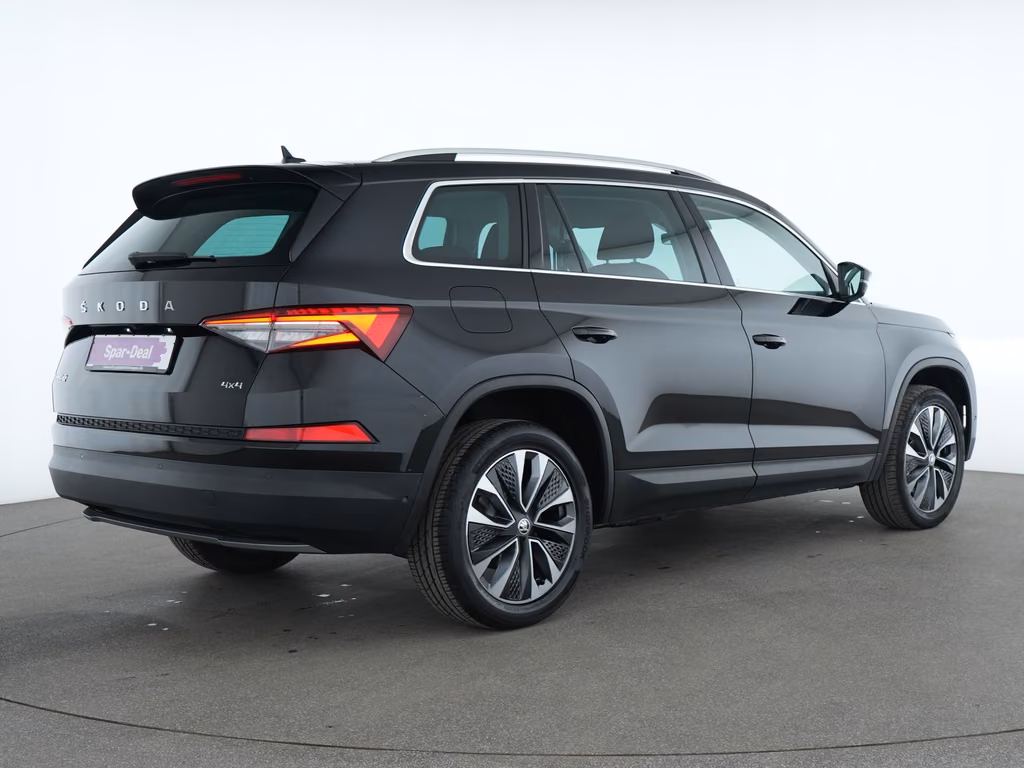 Skoda Kodiaq 2022 г. Чёрный, пробег 37860 км