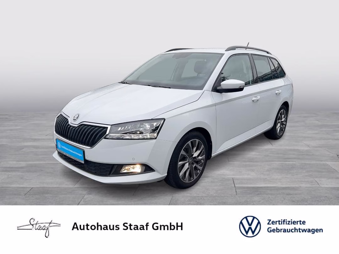 Skoda Fabia 2022 г. Белый, пробег 50553 км