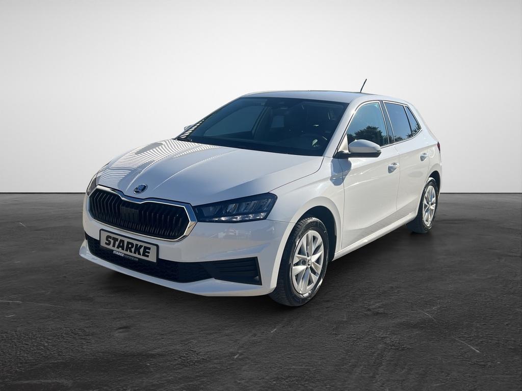 Skoda Fabia 2022 г. Белый, пробег 39229 км