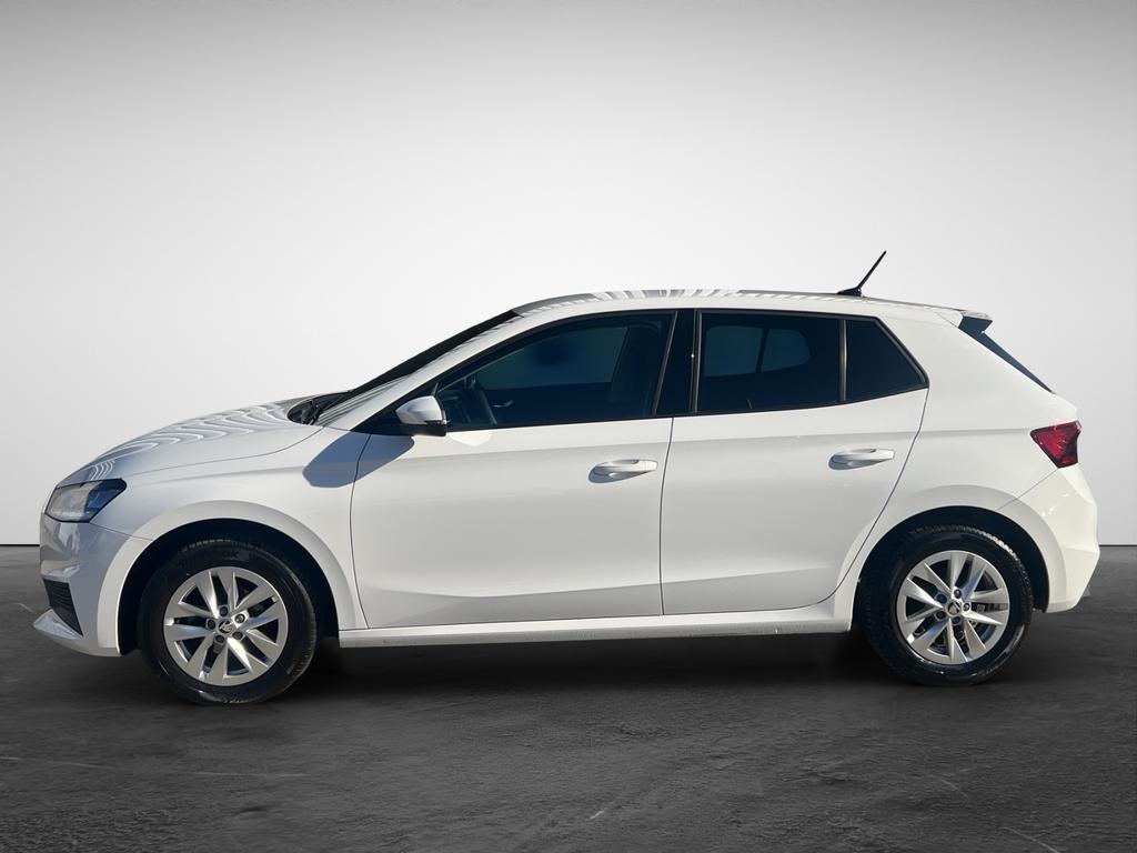 Skoda Fabia 2022 г. Белый, пробег 39229 км