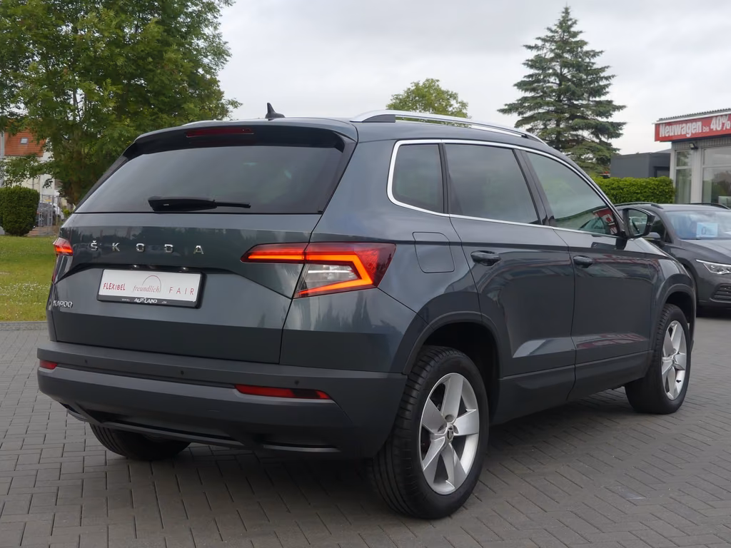 Skoda Karoq 2021 г. Серый, пробег 52806 км