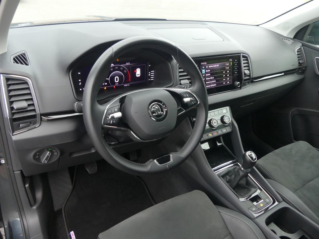 Skoda Karoq 2021 г. Серый, пробег 52806 км