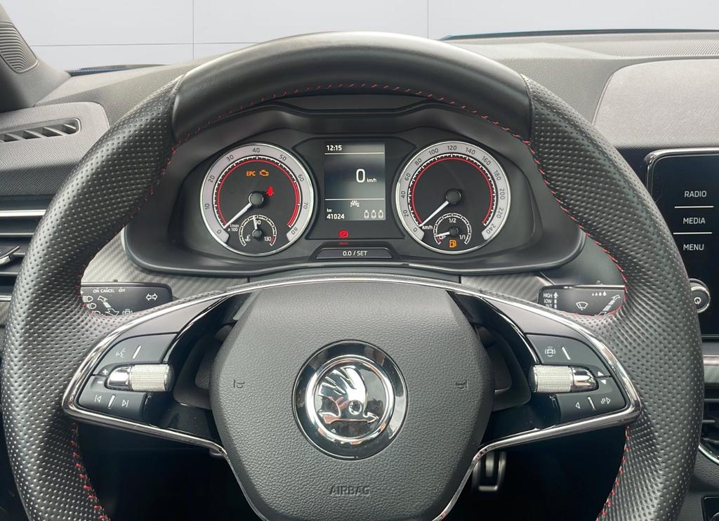 Skoda Kamiq 2022 г. Синий, пробег 40990 км
