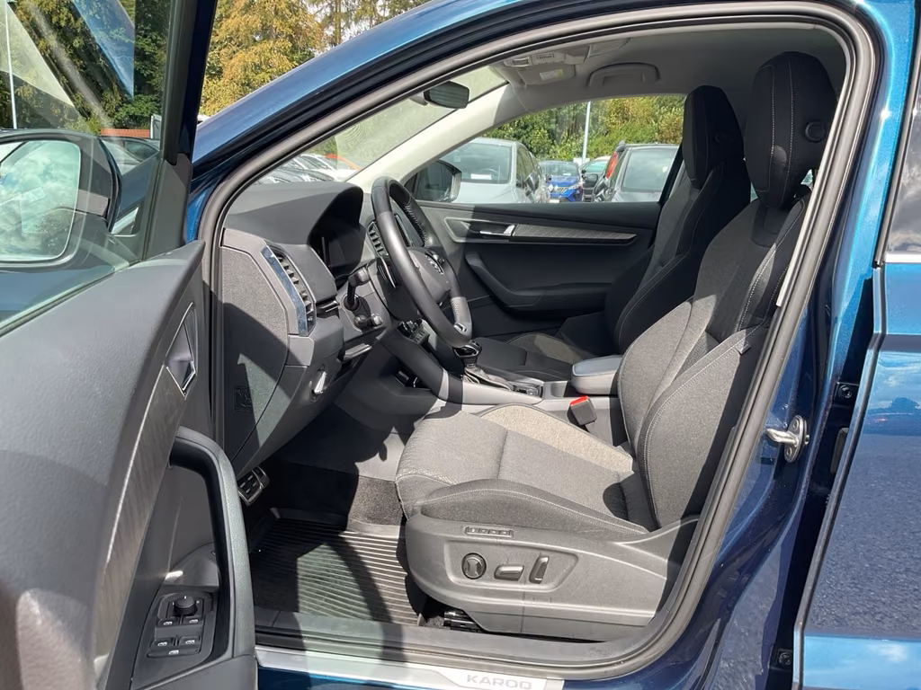 Skoda Karoq 2022 г. Синий, пробег 39707 км