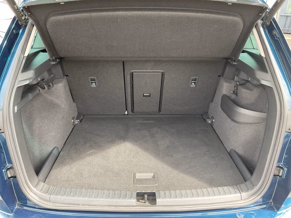 Skoda Karoq 2022 г. Синий, пробег 39707 км