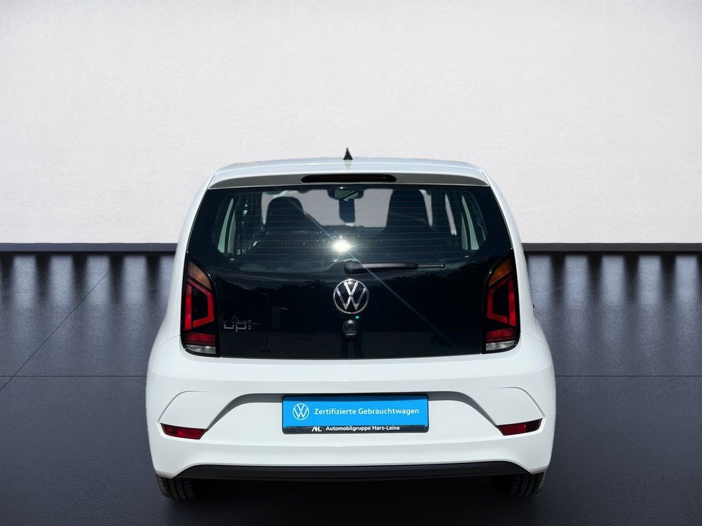 Volkswagen up! 2022 г. Белый, пробег 51098 км