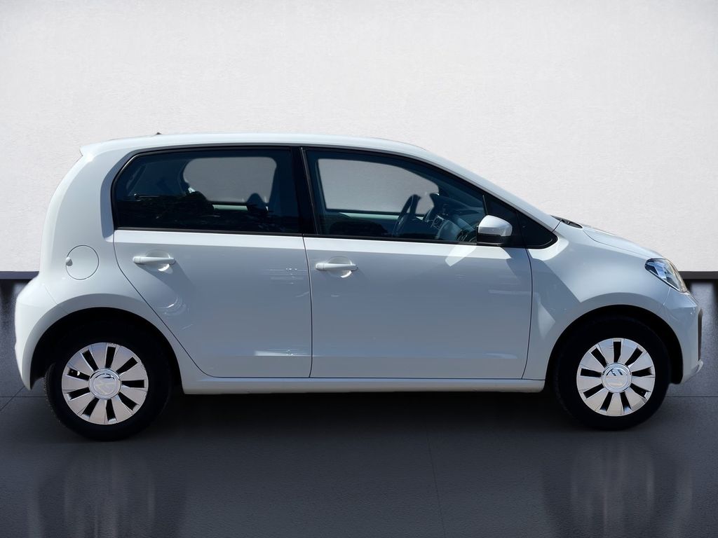 Volkswagen up! 2022 г. Белый, пробег 51098 км