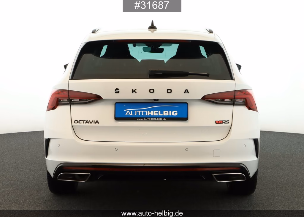 Skoda Octavia 2023 г. Белый, пробег 51900 км