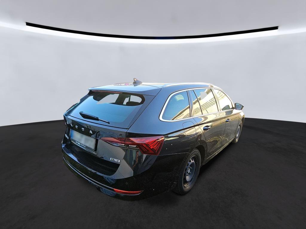 Skoda Octavia 2022 г. Чёрный, пробег 48151 км