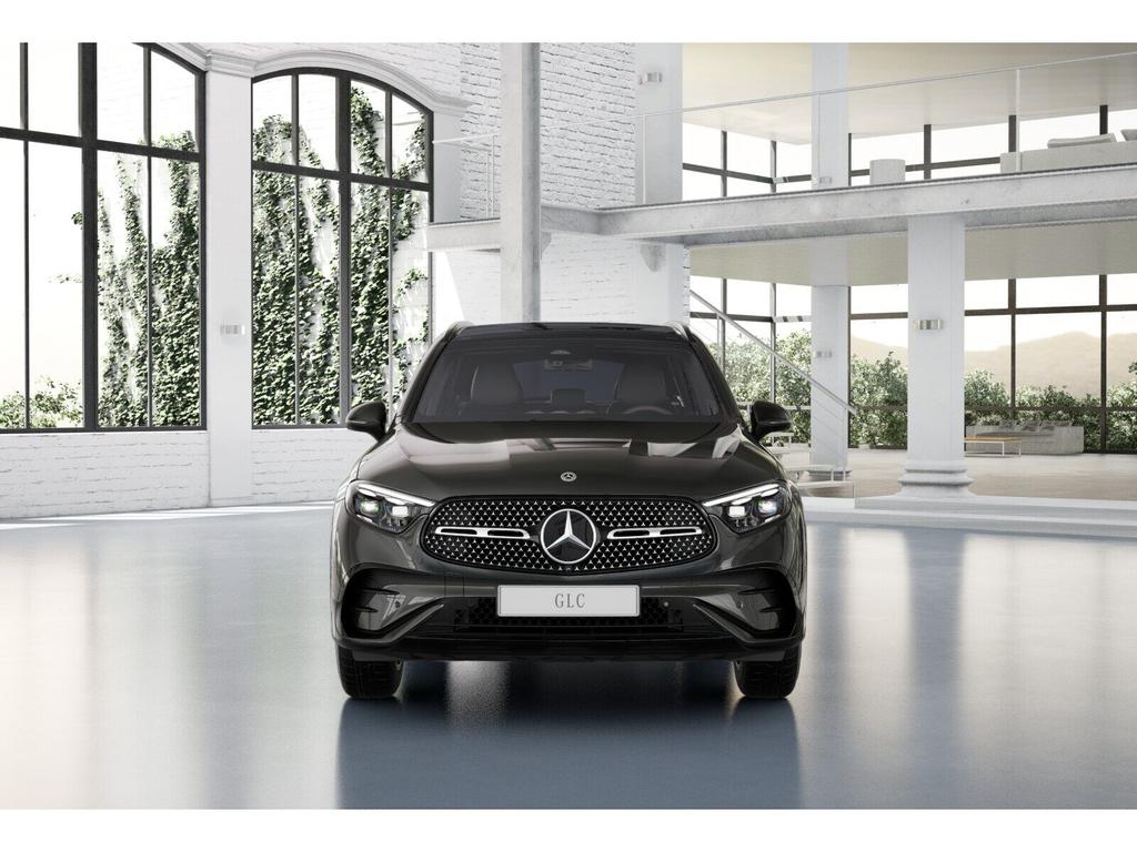 Mercedes-Benz GLC 300 2025 г. Серый, пробег 10945 км