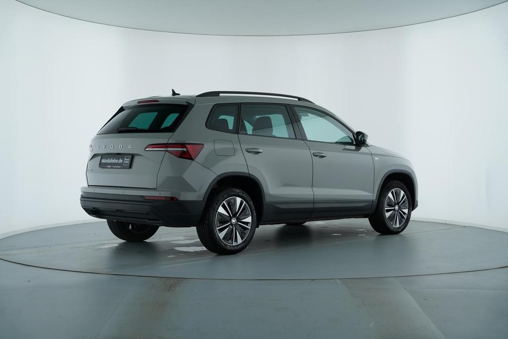 Skoda Karoq 2022 г. Серый, пробег 37521 км
