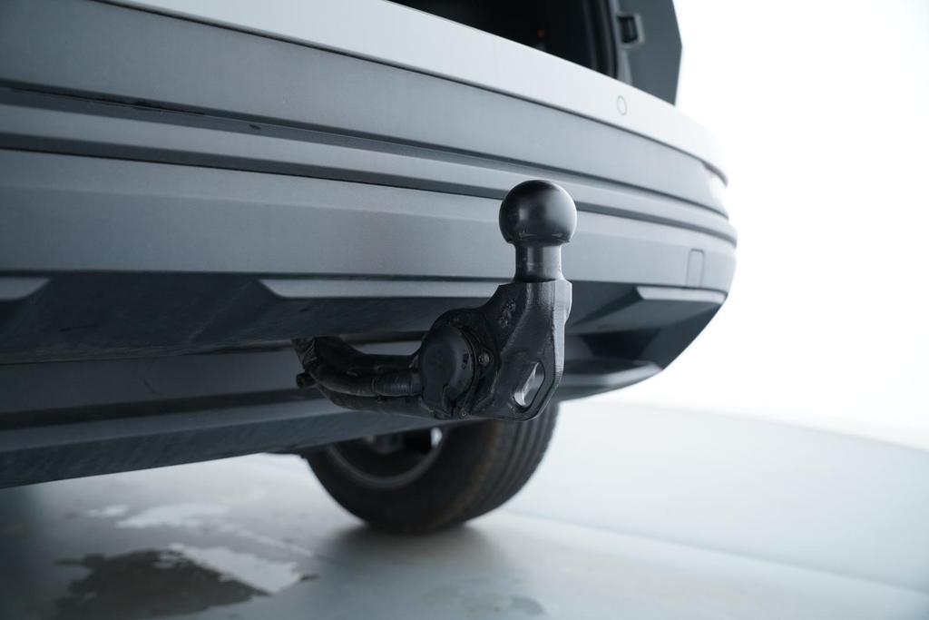 Skoda Karoq 2022 г. Серый, пробег 37521 км