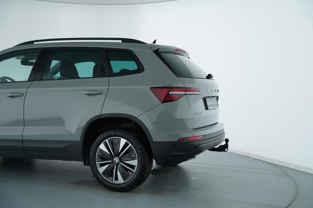 Skoda Karoq 2022 г. Серый, пробег 37521 км