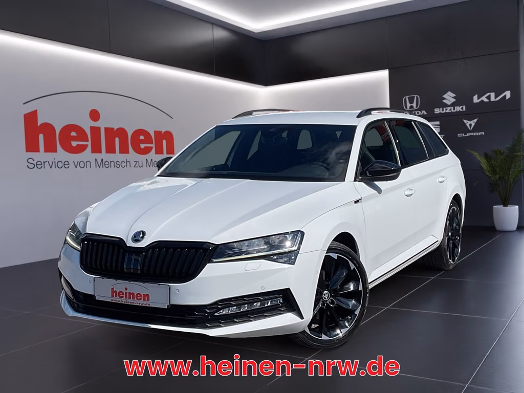 Skoda Superb 2023 г. Белый, пробег 59440 км