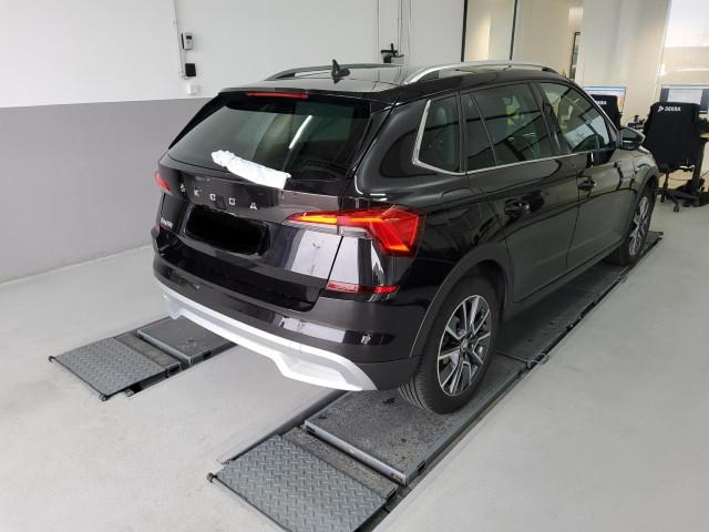 Skoda Kamiq 2022 г. Чёрный, пробег 33400 км