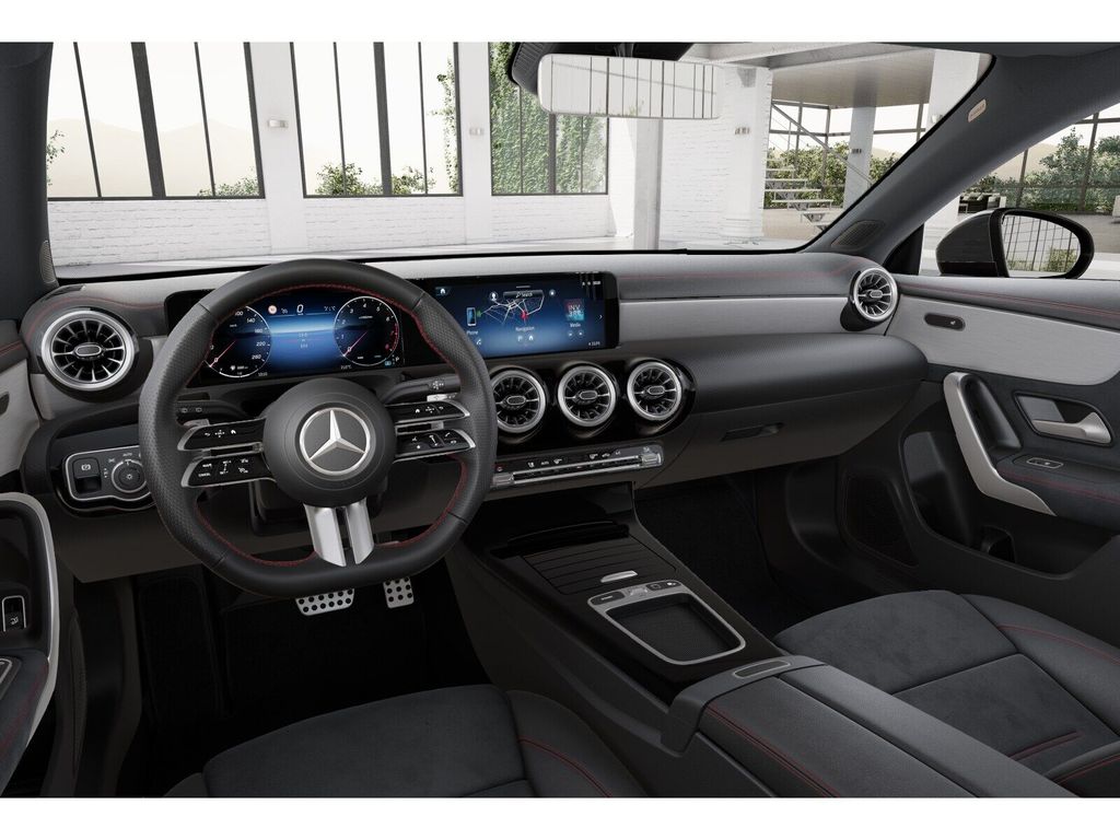 Mercedes-Benz CLA 180 SHOOTING BRAKE 2025 г. Серебристый, пробег 3525 км
