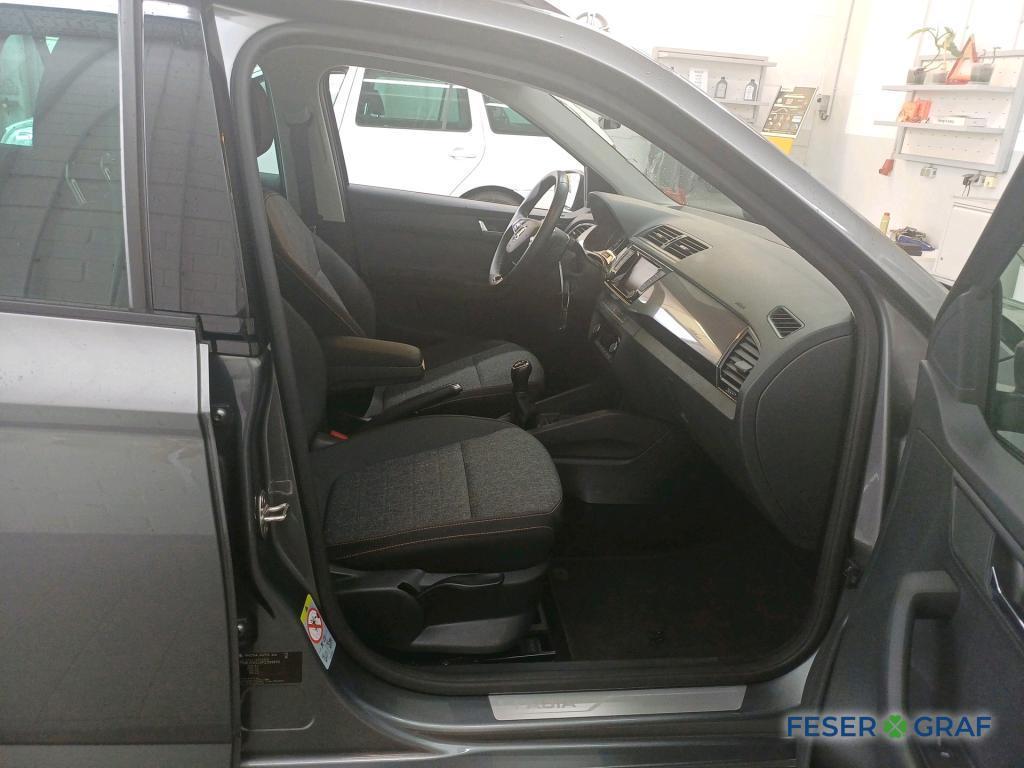 Skoda Fabia 2022 г. Серый, пробег 49250 км