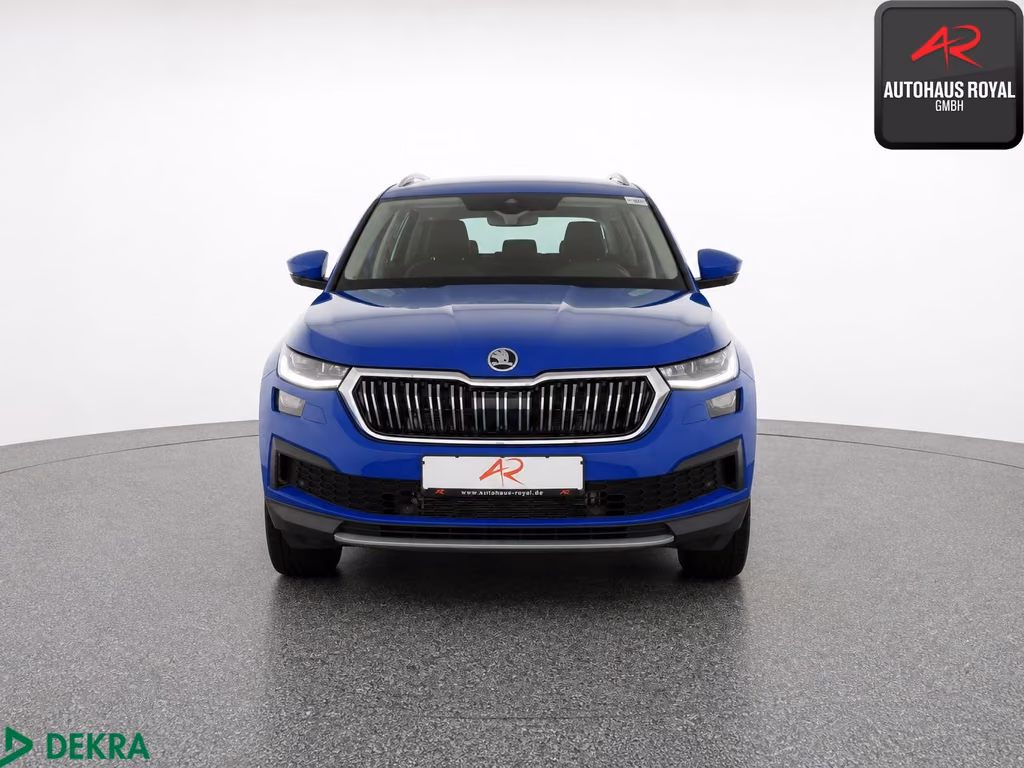 Skoda Kodiaq 2023 г. Синий, пробег 48894 км
