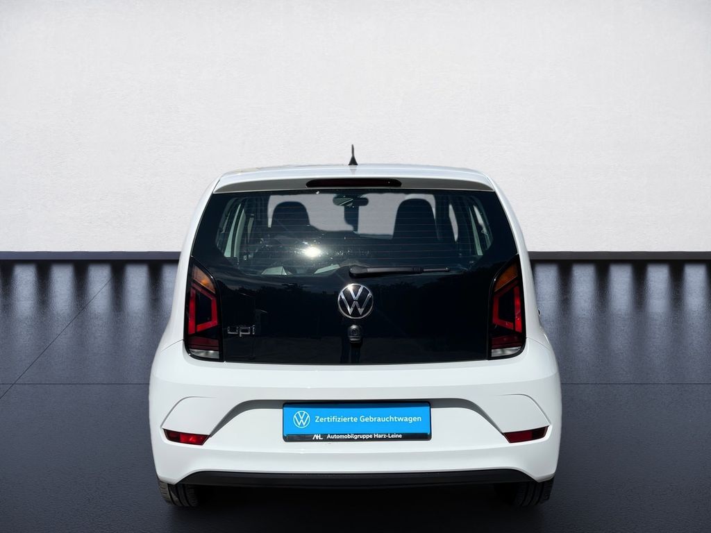 Volkswagen up! 2022 г. Белый, пробег 54404 км
