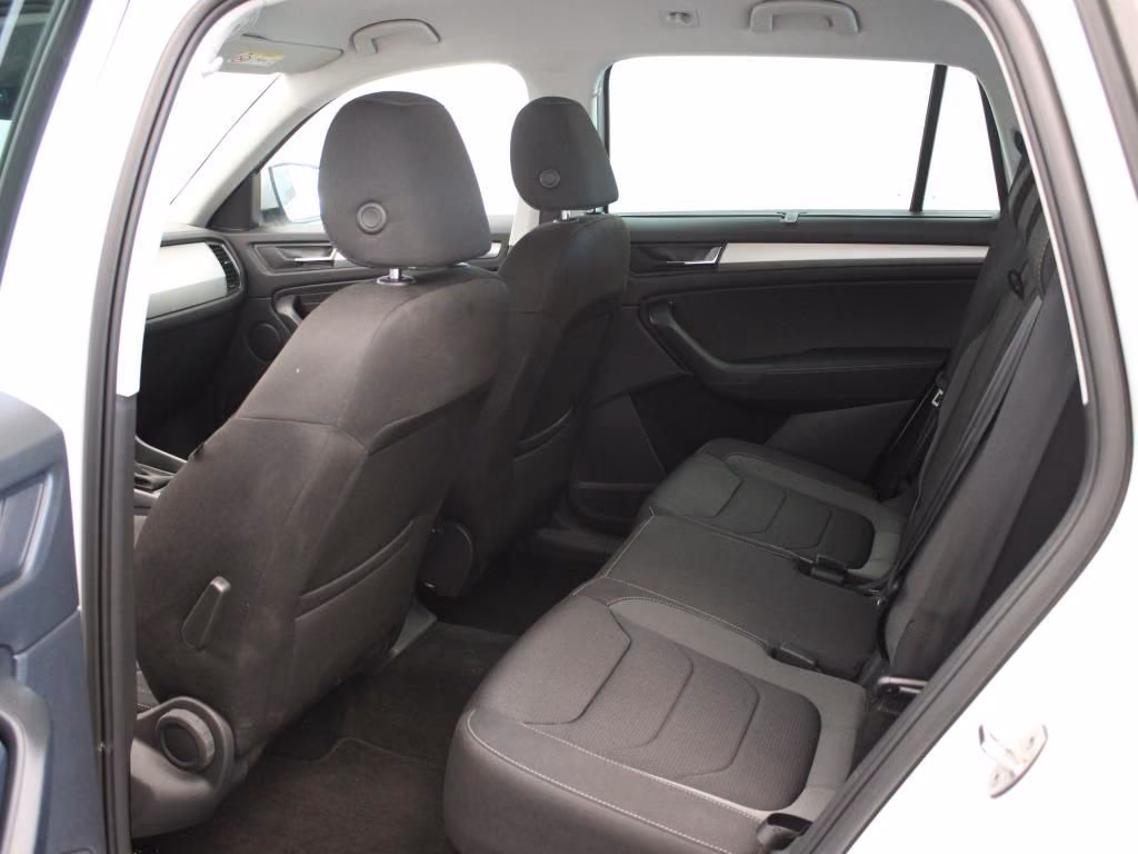 Skoda Kodiaq 2024 г. Белый, пробег 28120 км