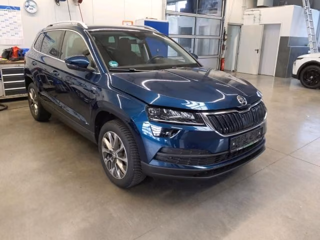 Skoda Karoq 2022 г. Синий, пробег 37285 км