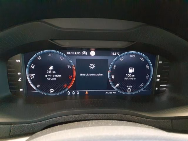 Skoda Karoq 2022 г. Синий, пробег 37285 км