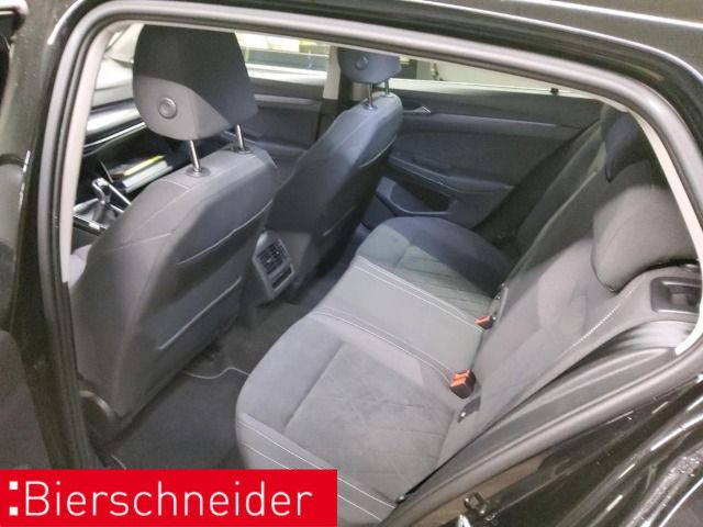 Volkswagen Golf 2024 г. Чёрный, пробег 13781 км