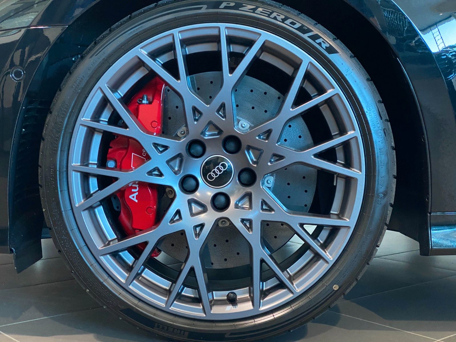 Audi RS3 2026 г. Чёрный, пробег 60 км