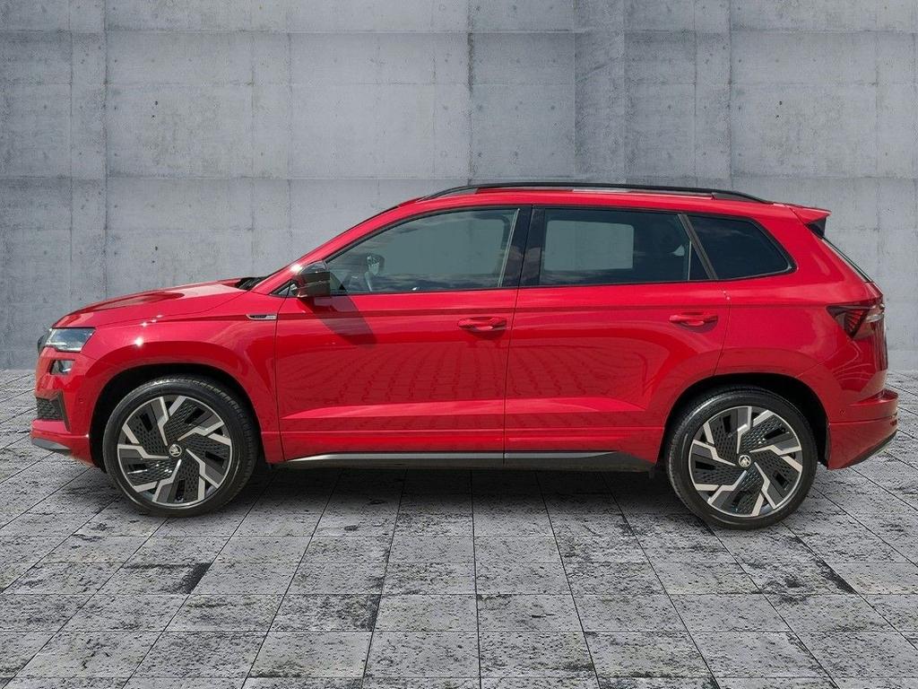 Skoda Karoq 2023 г. Красный, пробег 39108 км