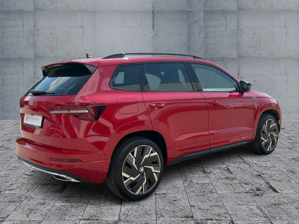 Skoda Karoq 2023 г. Красный, пробег 39108 км