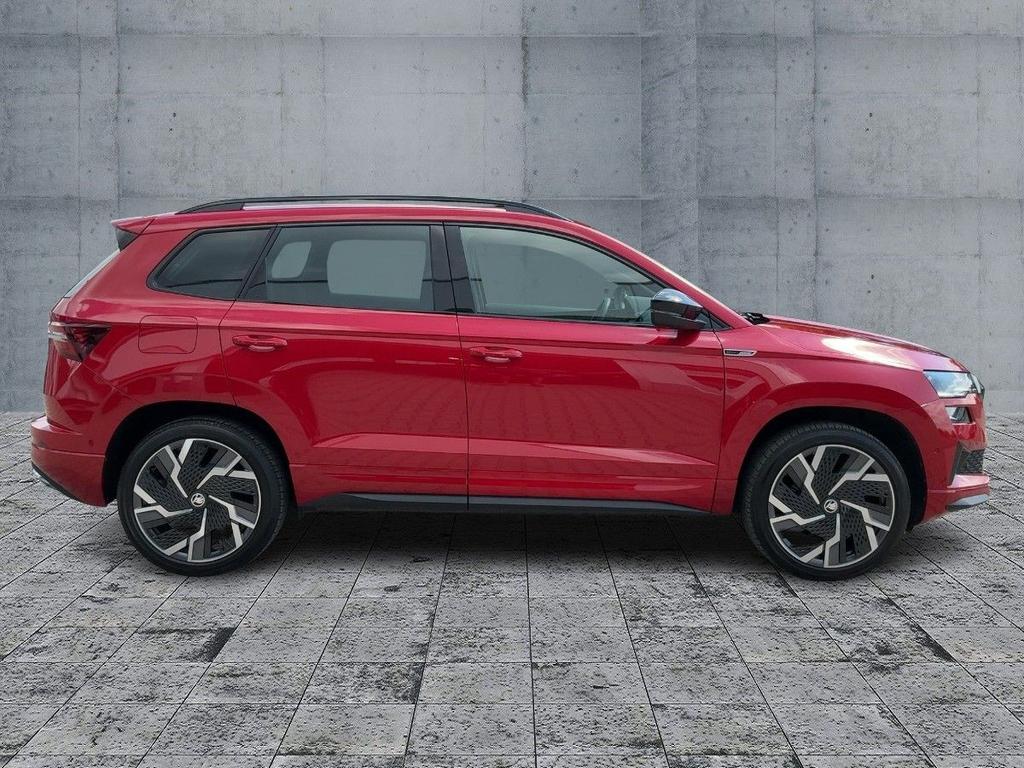Skoda Karoq 2023 г. Красный, пробег 39108 км