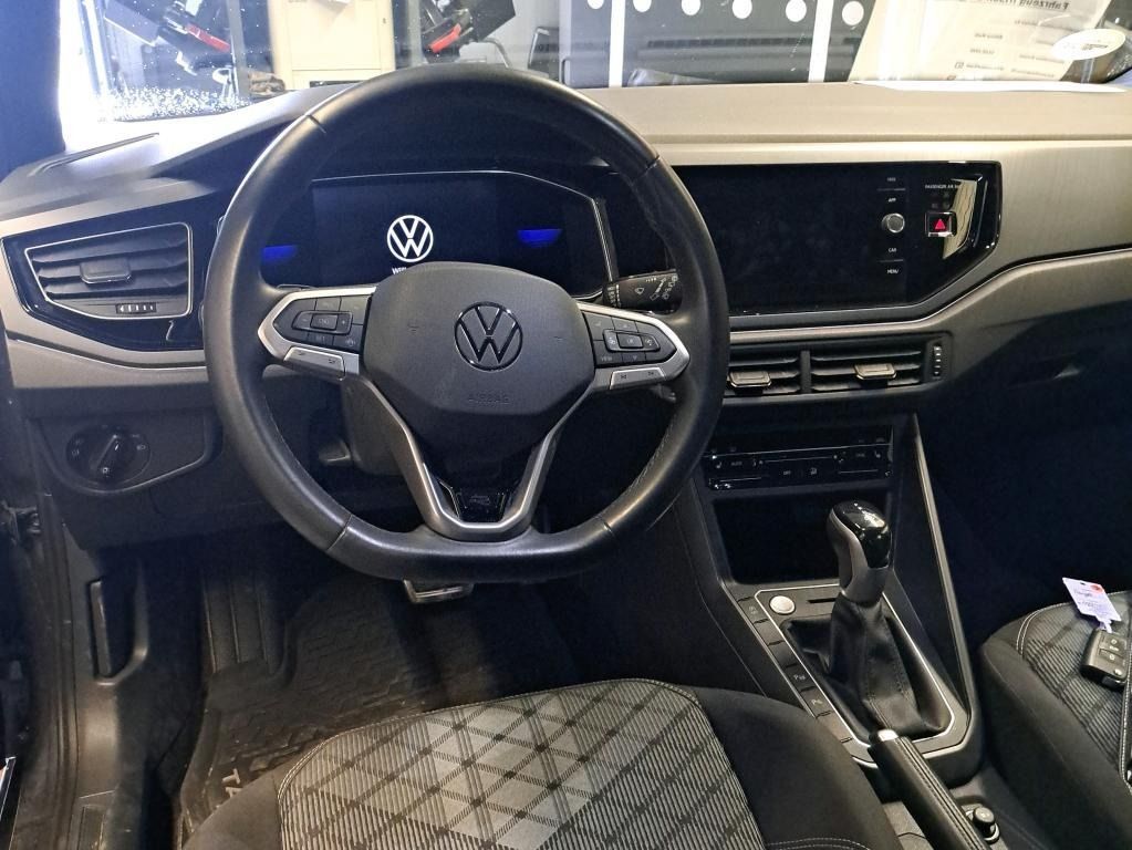 Volkswagen Taigo 2022 г. Серый, пробег 34589 км