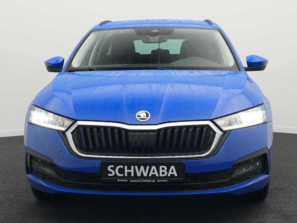Skoda Octavia 2022 г. Синий, пробег 52100 км