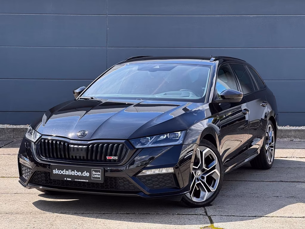 Skoda Octavia 2022 г. Чёрный, пробег 40134 км