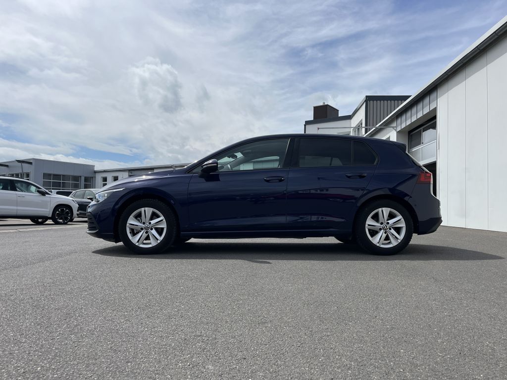 Volkswagen Golf 2021 г. Синий, пробег 18477 км