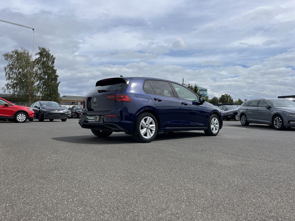 Volkswagen Golf 2021 г. Синий, пробег 18477 км