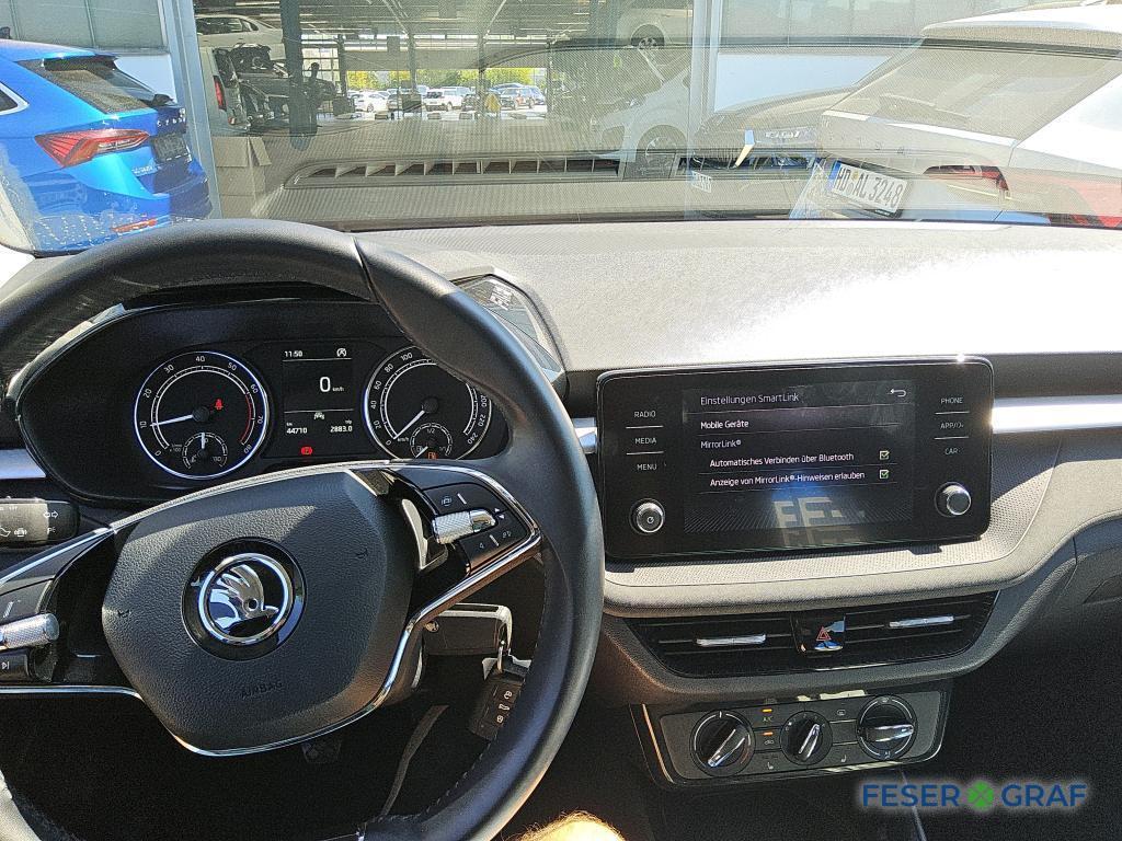 Skoda LEON 2022 г. Чёрный, пробег 44710 км