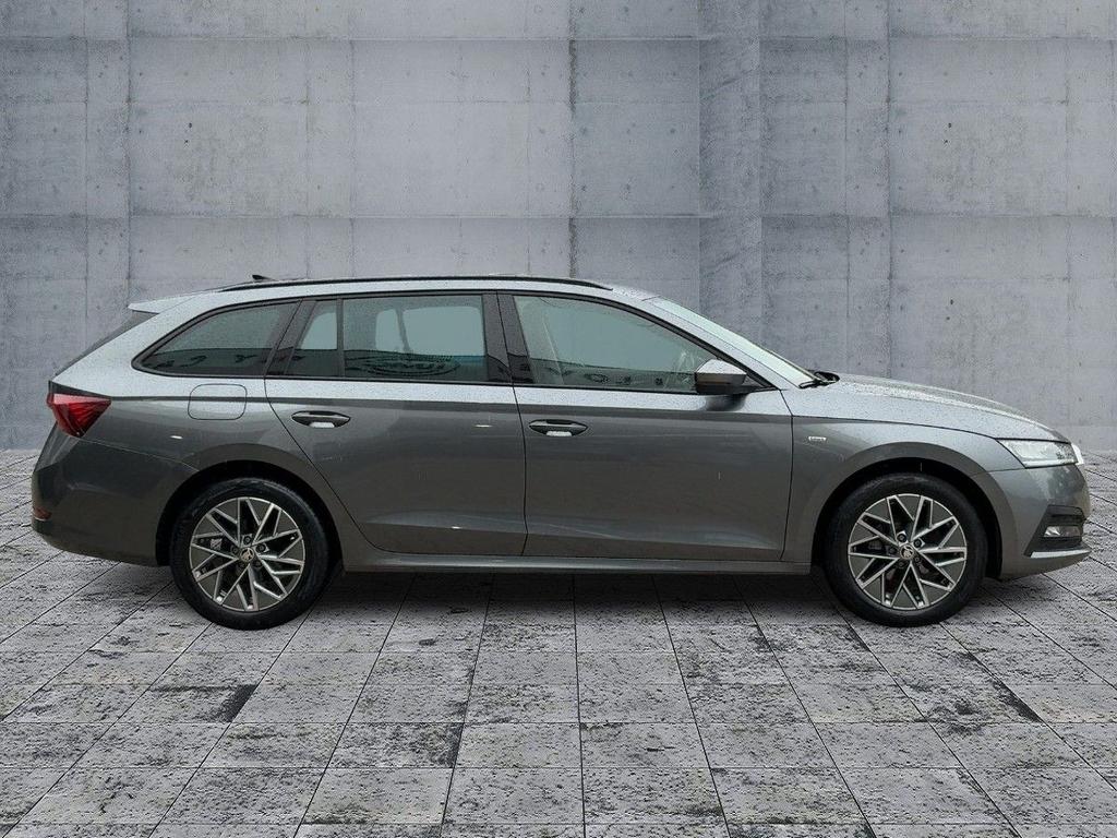 Skoda Octavia 2023 г. Серый, пробег 51093 км