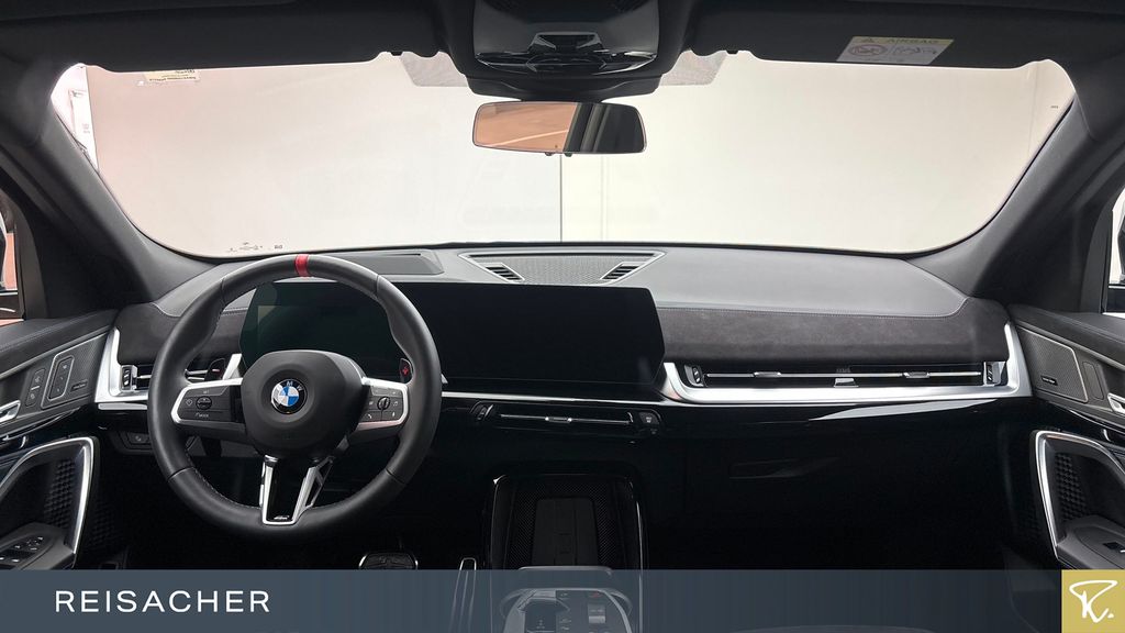 BMW X2 2025 г. Чёрный, пробег 4378 км